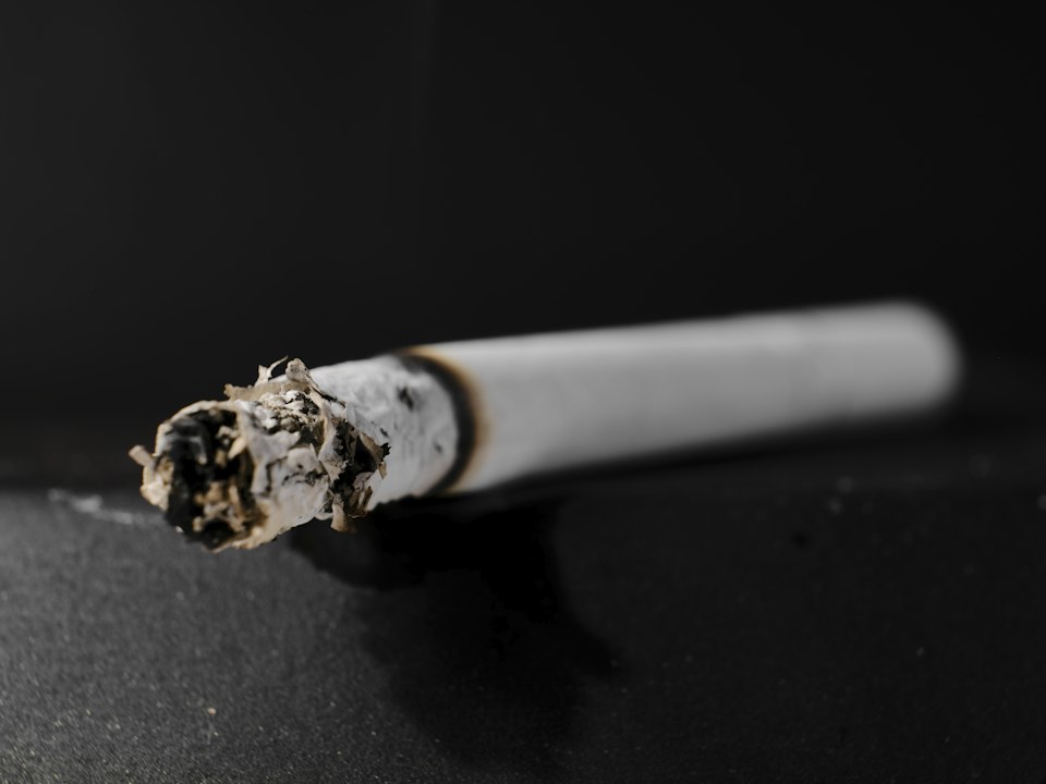 Sigaranın üreme sağlığına etkisi hakkında temsili sigara görseli