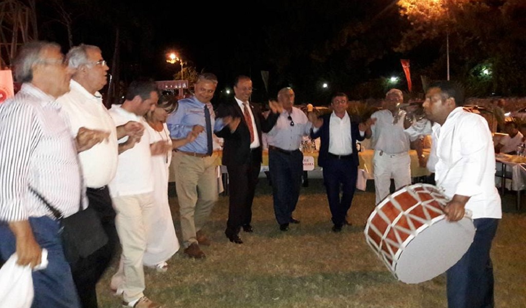 Yemeğimiz coşkulu geçti
