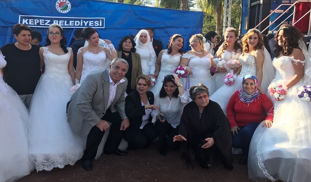 111 çifte toplu nikah